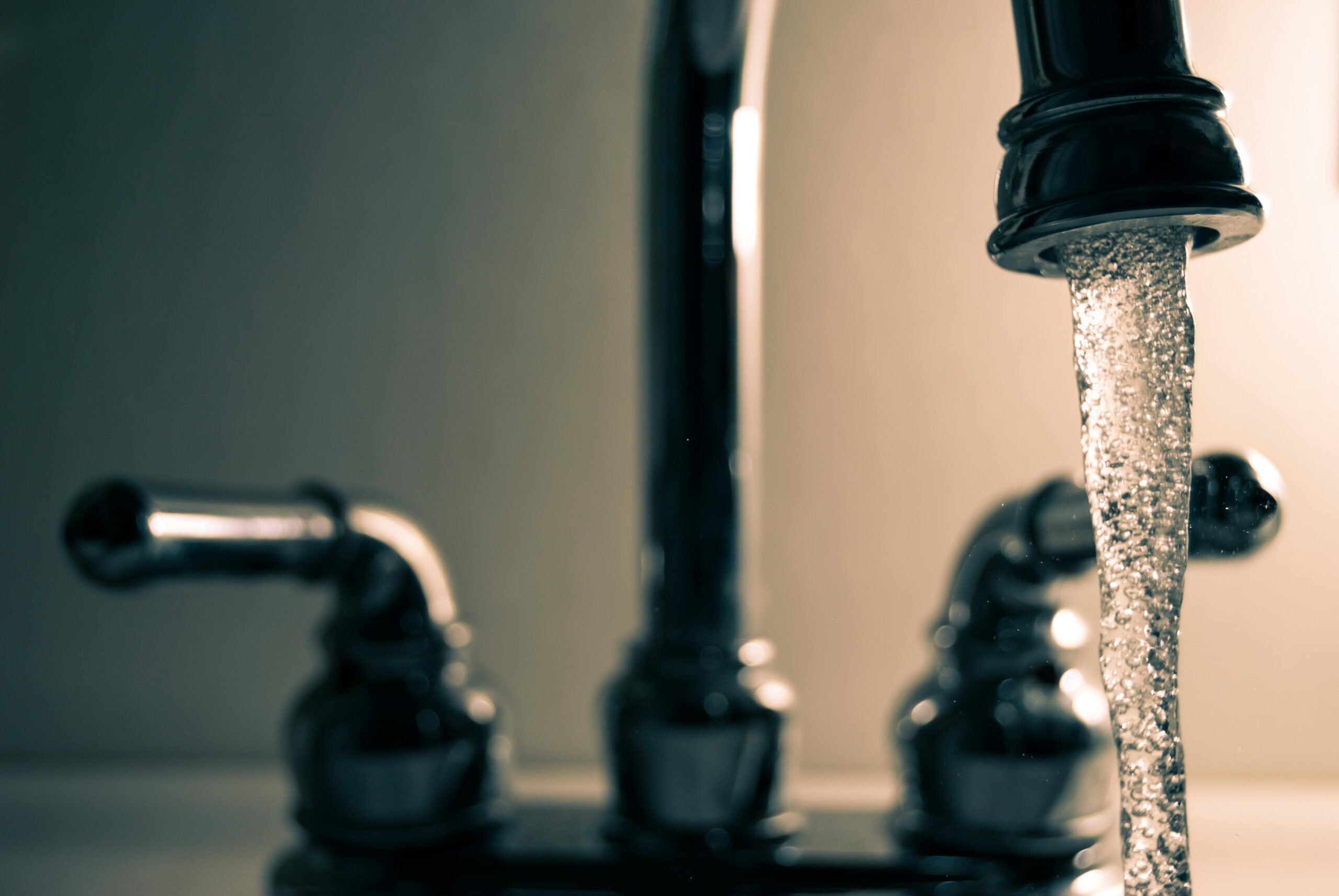 pexels-steve-861414 faucet
